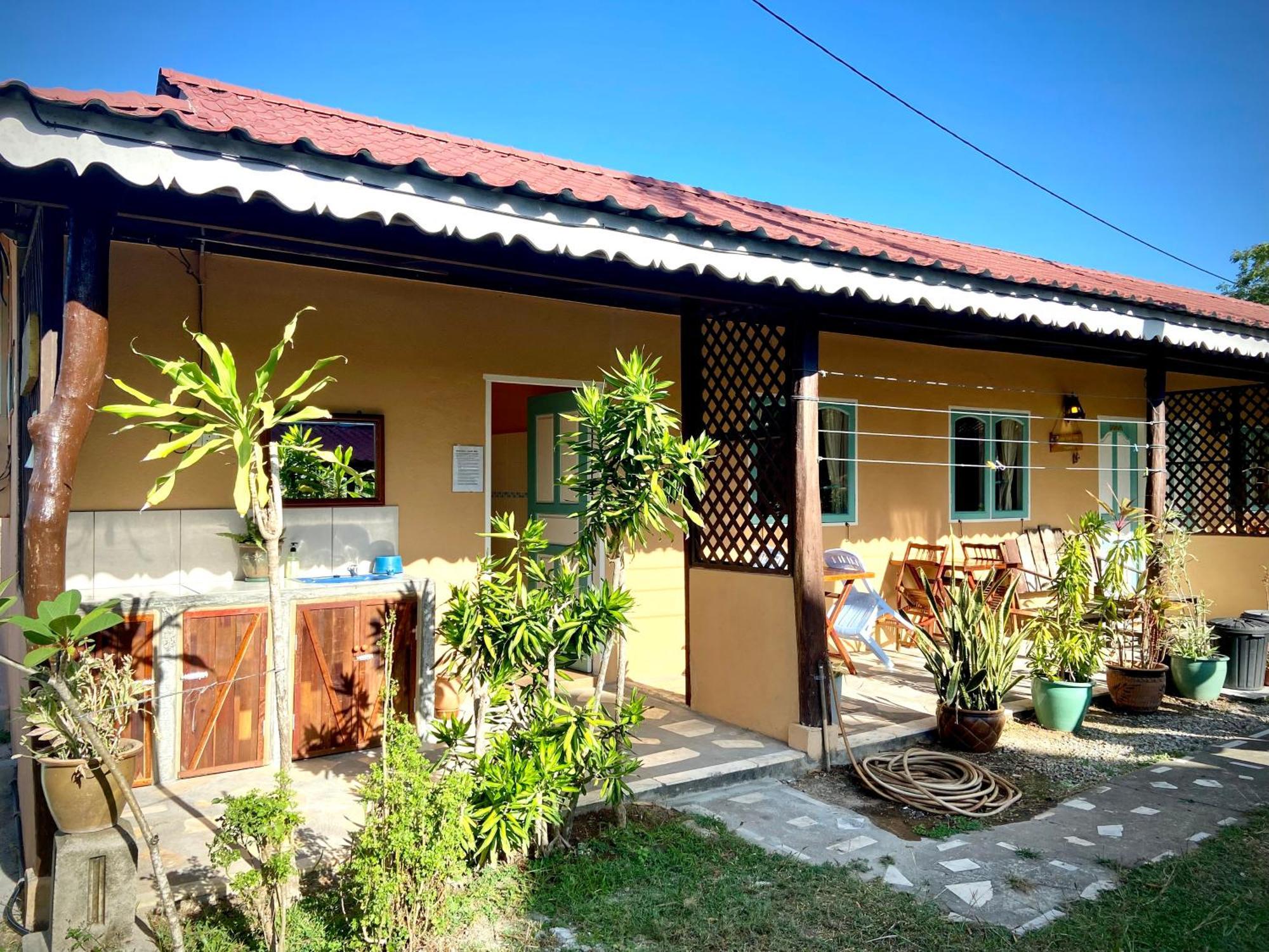 Soluna Guest House Pantai Cenang  Εξωτερικό φωτογραφία