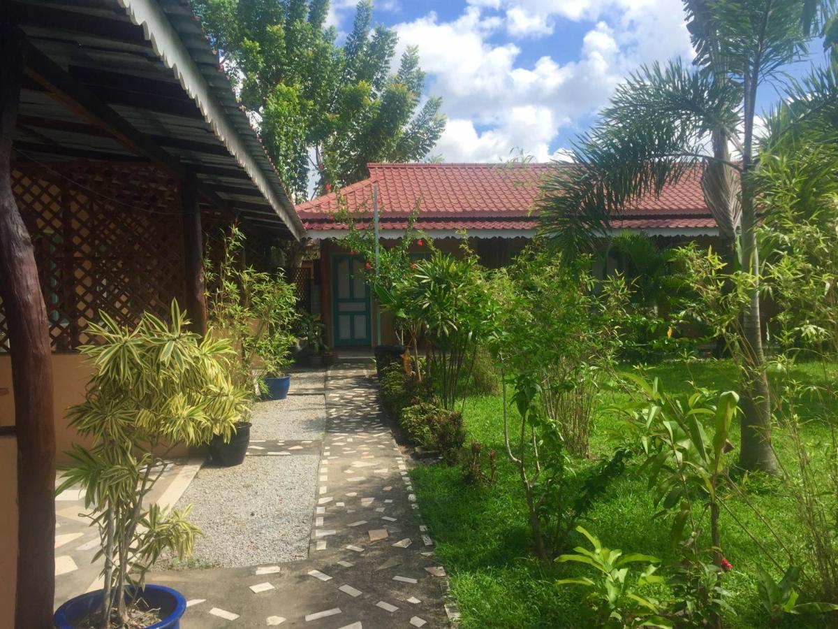 Soluna Guest House Pantai Cenang  Εξωτερικό φωτογραφία