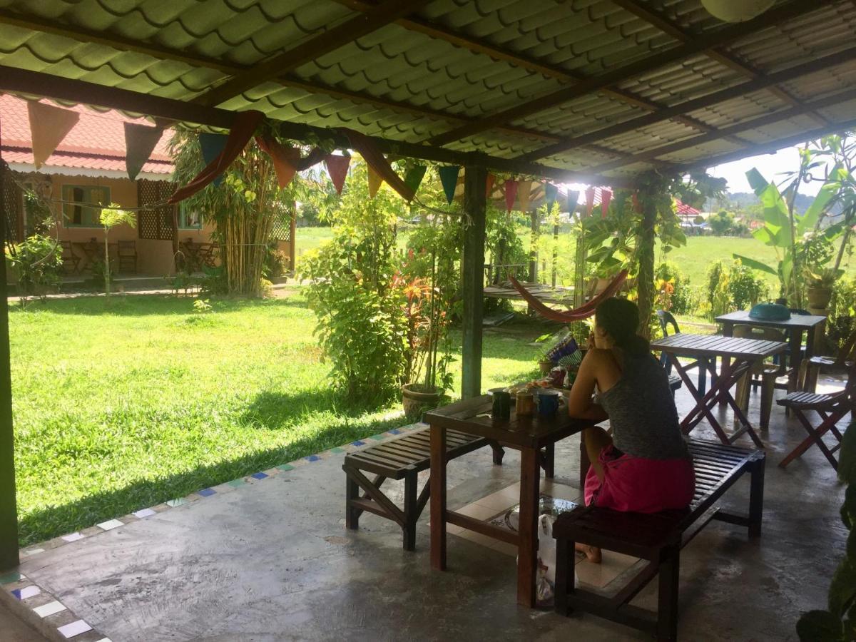 Soluna Guest House Pantai Cenang  Εξωτερικό φωτογραφία
